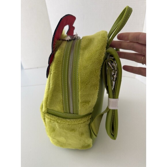 Loungefly The Grinch Mini Backpack Removable Santa Hat NWT - Picture 6 of 14